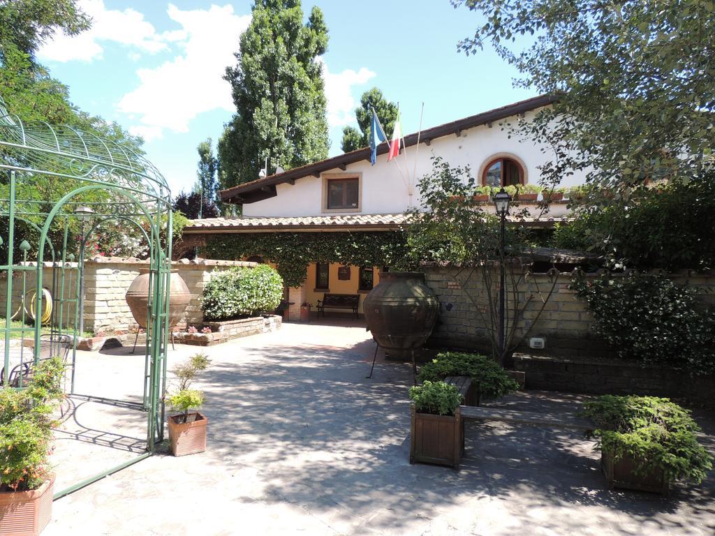 הוילה אנגוילרה סבציה Country Relais I Due Laghi מראה חיצוני תמונה