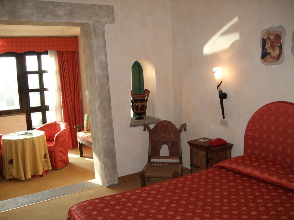 הוילה אנגוילרה סבציה Country Relais I Due Laghi חדר תמונה