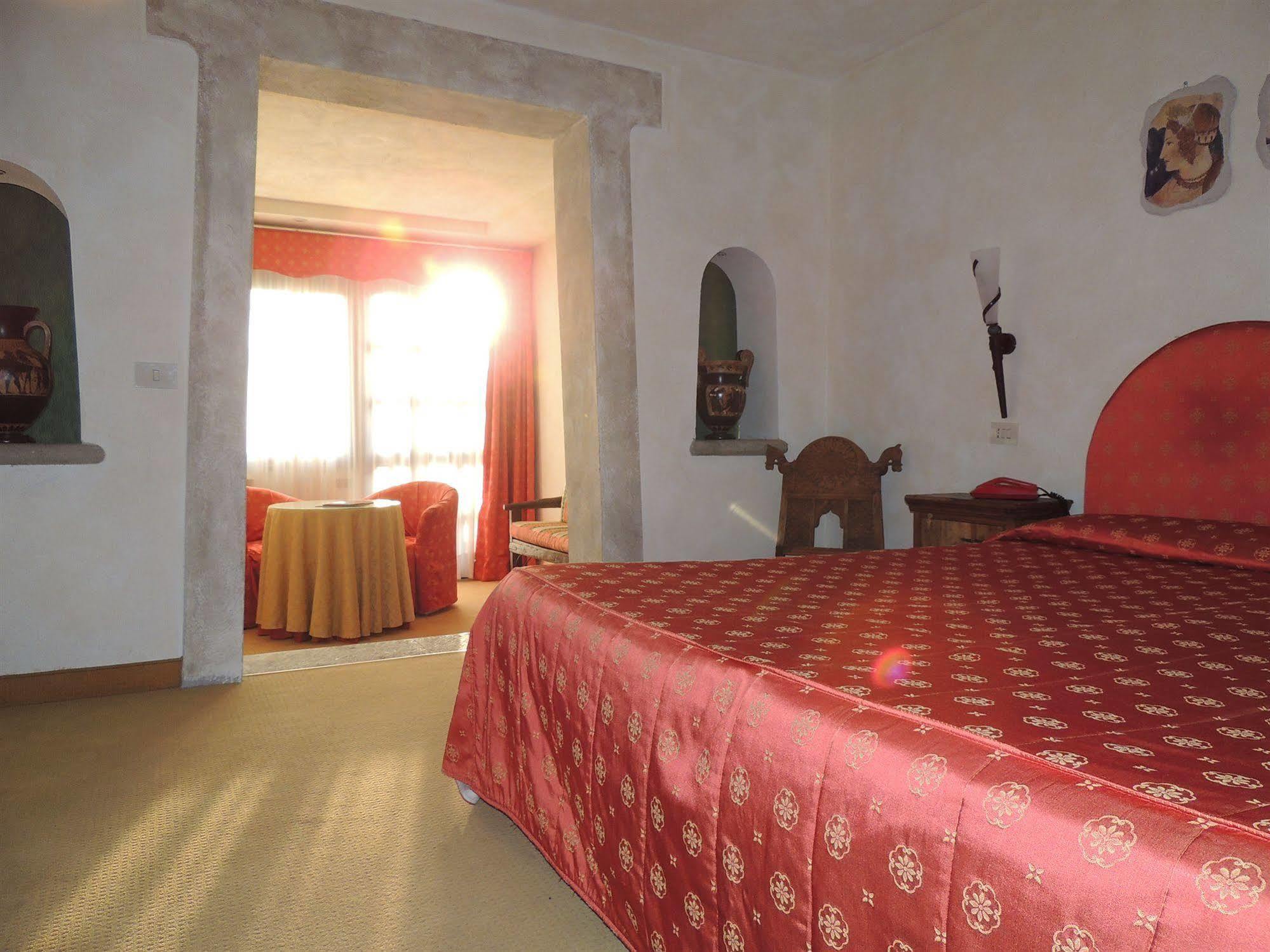הוילה אנגוילרה סבציה Country Relais I Due Laghi מראה חיצוני תמונה