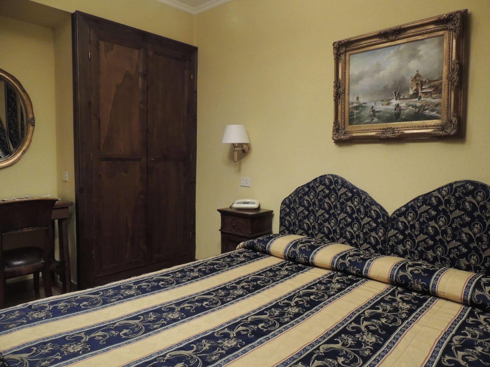 הוילה אנגוילרה סבציה Country Relais I Due Laghi מראה חיצוני תמונה